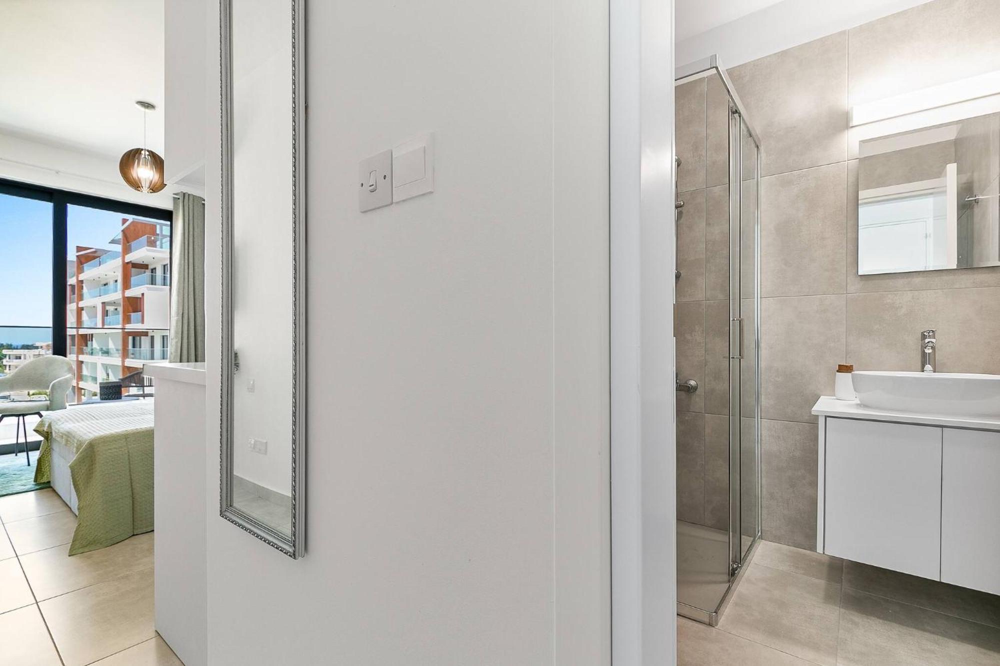 New Olive Nest + Sauna & Pool Apartment
