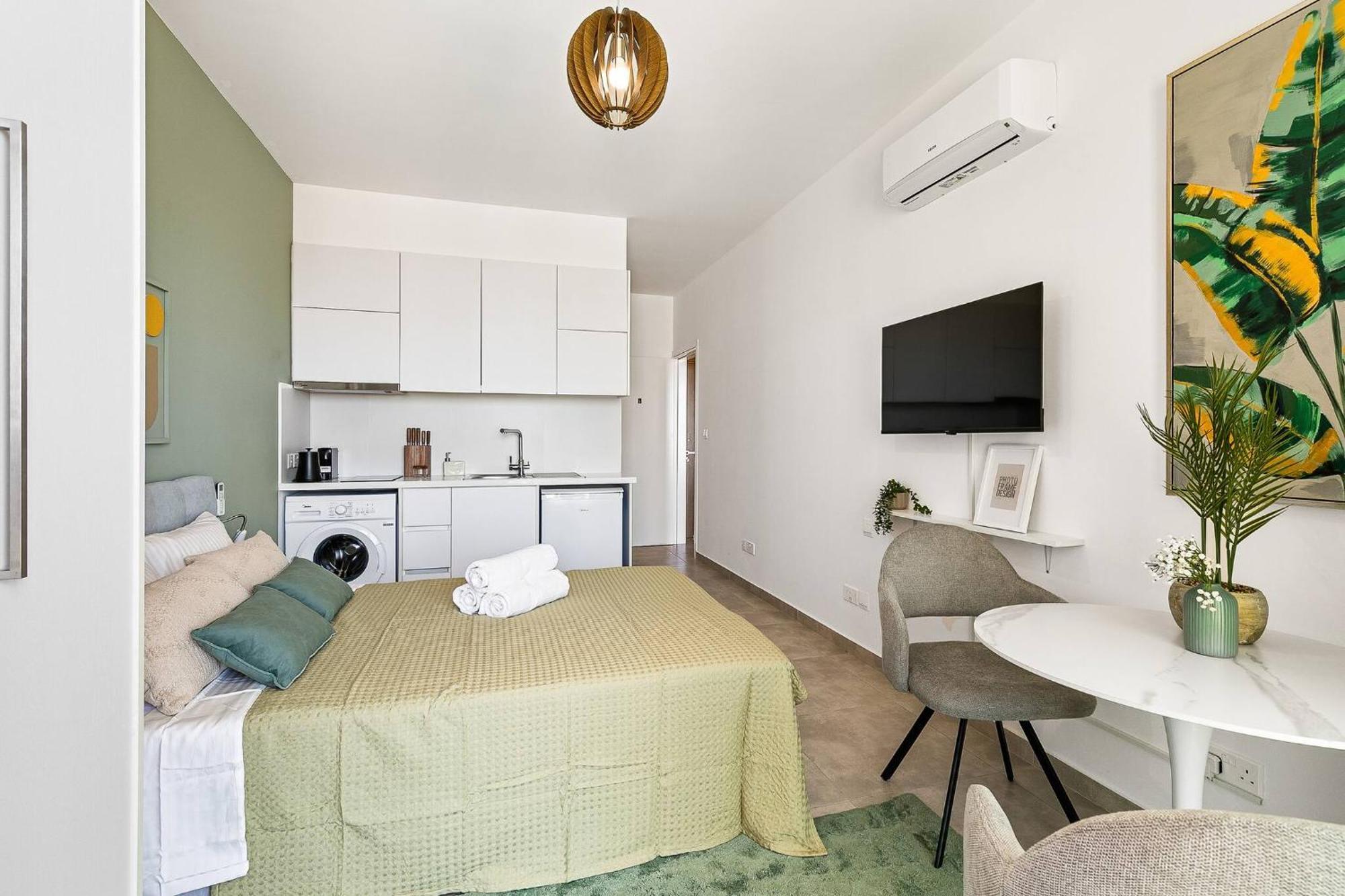 New Olive Nest + Sauna & Pool